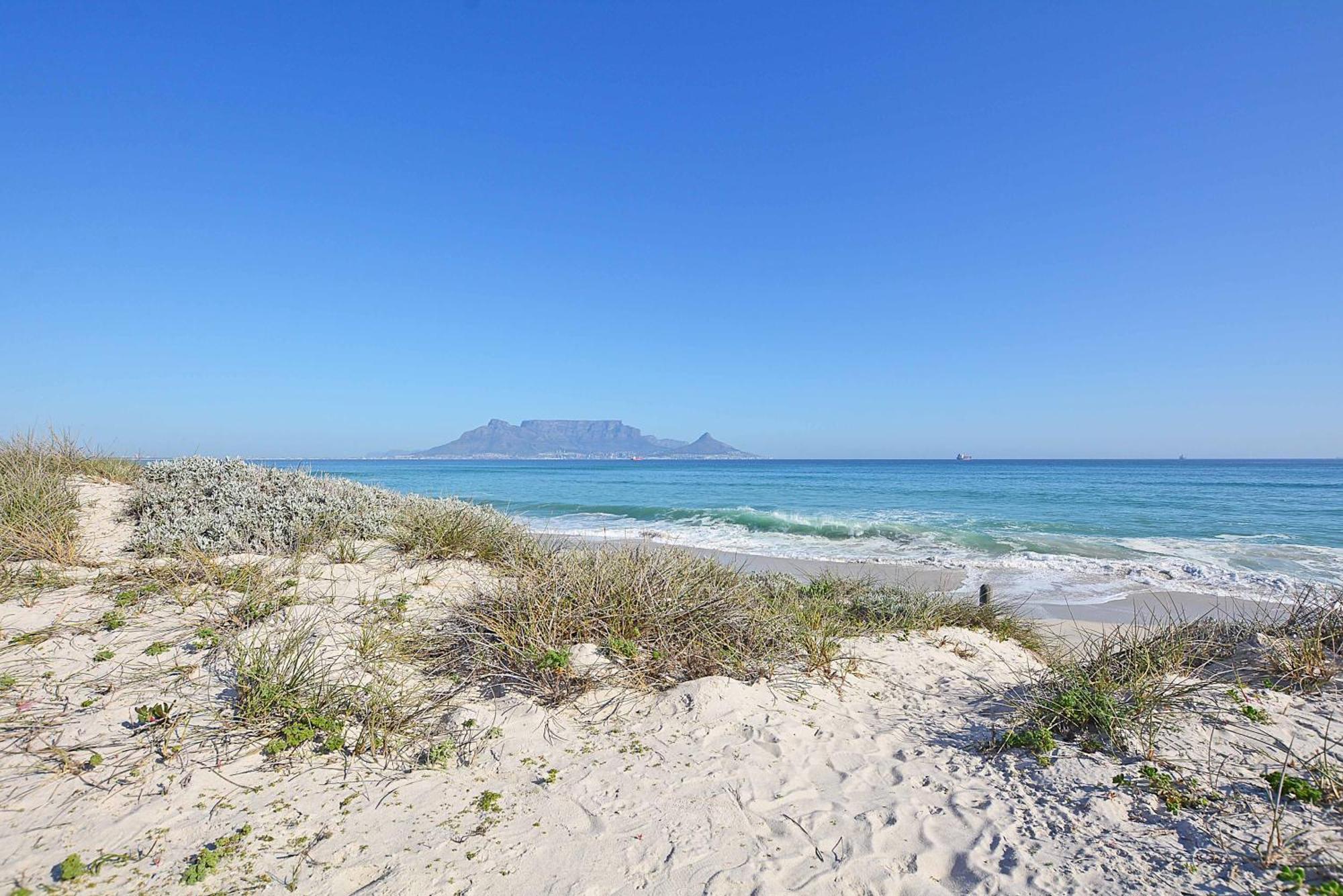 Stylishly Decorated Beachfront W Inverter, 202 Eden Apartamento Cidade Do Cabo