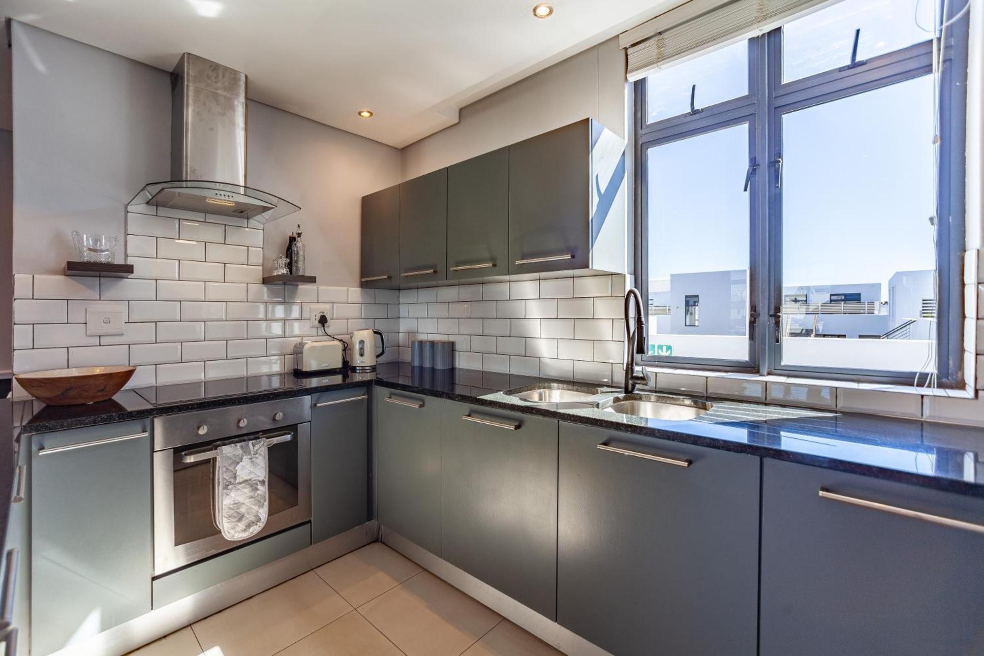 Apartamento Stylishly Decorated Beachfront W Inverter, 202 Eden *
