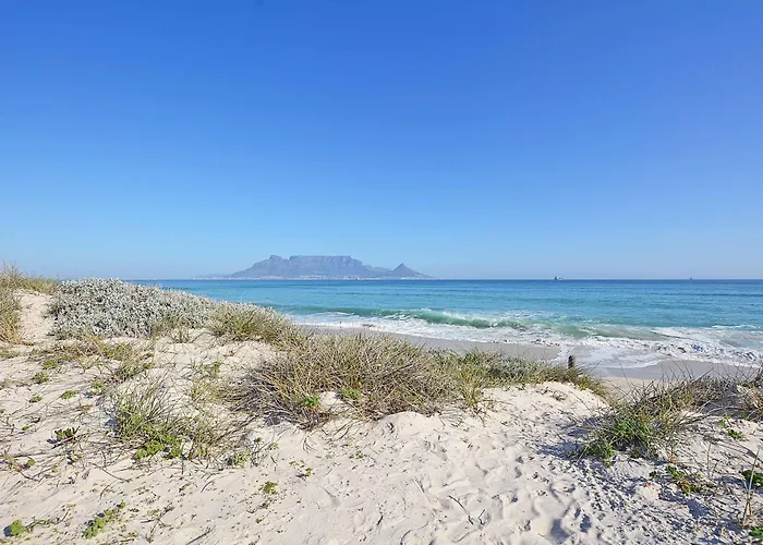 Stylishly Decorated Beachfront Apartment W Inverter, 202 Eden